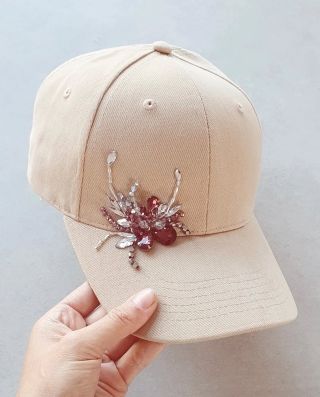 Buď originální a odvážná - kšiltovky, které nikdo jiný nemá ! Poštovné máte po celé ČR ZDARMA #krasna #originalni...