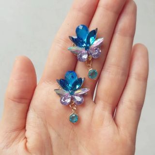 Handmade MINI náušnice. Najdete na eshopu pod názvem ESOARA. Poštovné máte po celé ČR ZDARMA #ceskarepublika #czechgirl...